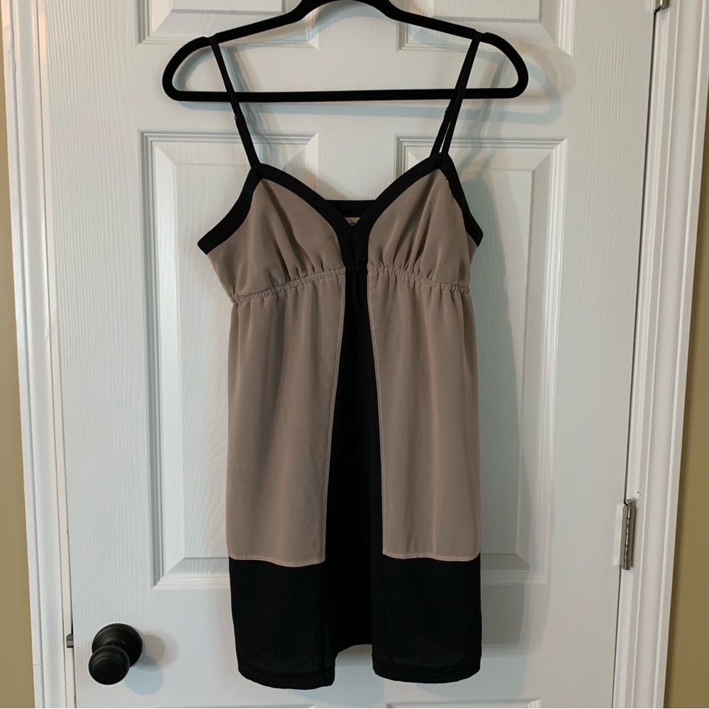 Silence + Noise Urban Outfitters Colorblock Sleeveless Babydoll Dress, size M - Picture 8 of 8